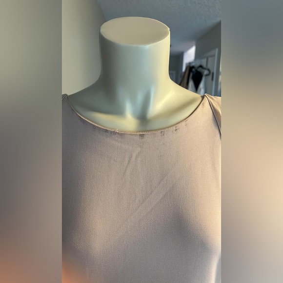 MAX MARA
Dovere Ruffled Cady Dress In Beige - Picture 9 of 14